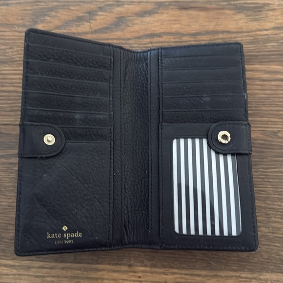 Kate Spade Wallet - Picture 5 of 8